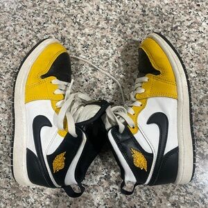Jordan Kids Black, Yellow, and White Sneakers